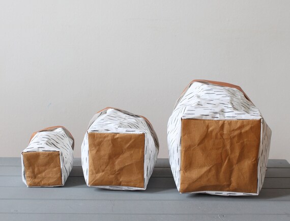 Sac en papier, papier lavable, conception d'écorce de bouleau, style nordique, naturel, rustique, plantleur, scandinave, éco, décor de Noel Sac en papier, papier lavable, conception d'écorce de bouleau, style nordique, naturel, rustique, plantleur, scandinave, éco, décor de Noel