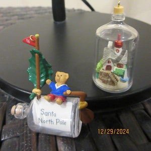 Ornamenti natalizi &quot;bottiglie&quot; Hallmark, Natale Hallmark, ornamento natalizio, ornamento vintage, oggetto da collezione Hallmark, VENDUTO COME SET