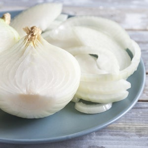 White Sweet Spanish Onion Seeds // Heirloom, Non GMO, allium cepa