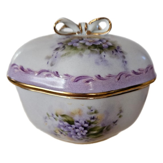 Vtg Oval white and purple trinket box - image 1