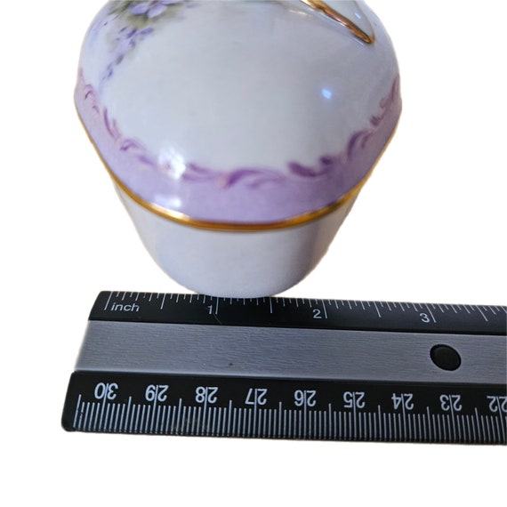 Vtg Oval white and purple trinket box - image 9