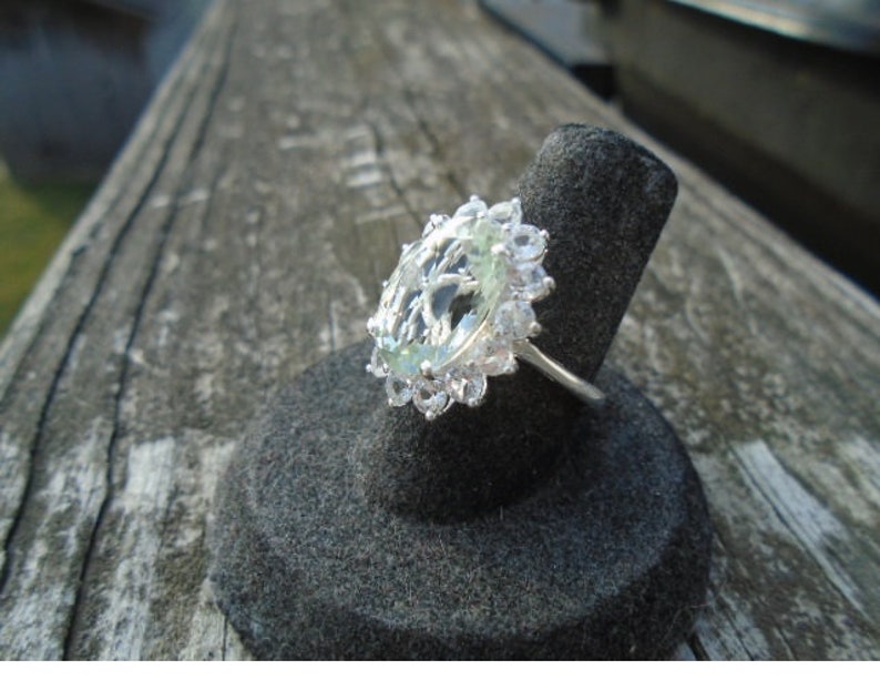 Natural 12 ct Green Amethyst /& White Topaz Ring Size 6