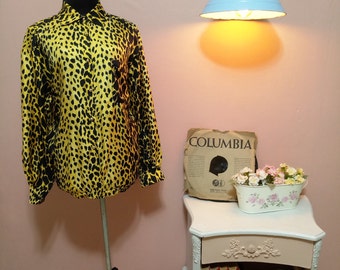 70's Blouse.1970 Mottled Blouse.Vintage blouse.Women's Clothing.Yellow And Black Animal Print Vintage Blouse For Women 1970s.Free Shipping