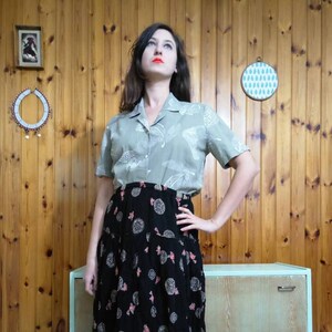 Women Blouse. Vintage gray shirts, Gray flowers  Design Vintage Shirt For Women 1970s,70s Fashion, Vintage blouse, Blouses, Retro