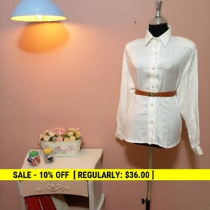 White Blouse.vintage. 1950 Blouse.White vintage Blouse.Elegant Blouse.White Shimmer Vintage Blouse For Women 1950s. Free Shipping.Size OS
