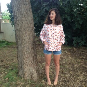 Women Blouse, Vintage  shirts, 1980 vintage shirt Great vintage shirt with flower, 80s Fashion, Vintage blouse, Blouses, Retro,Size L