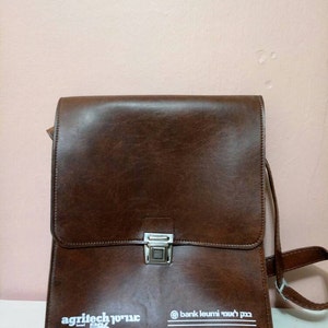 Bolsos de mensajero / Alforja de piel sintética / Bolso de trabajo / Bolso retro / Bolso marrón / Bolso de los años 80 / Bolso vintage / Bolso de piel sintética / Bolso de los años 80 / Como nuevo