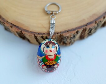 Hand Painted Russian Nesting Doll MATRYOSHKA Souvenir Keychain Set of 5