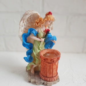 Figur Statuette Keramik Engel Mädchen mit Vase