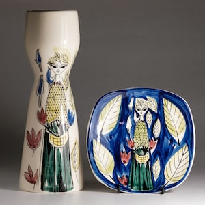 Stavangerflint, Norway - INGER WAAGE - Vase and small dish - Lady with flowers and birds