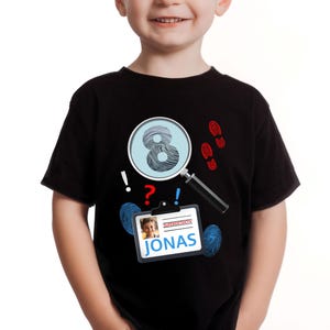 Maglietta di compleanno DETECTIVE, regalo di compleanno, personalizzata, per piccoli detective, investigatori, appassionati di crimine, investigatori, compleanno per bambini
