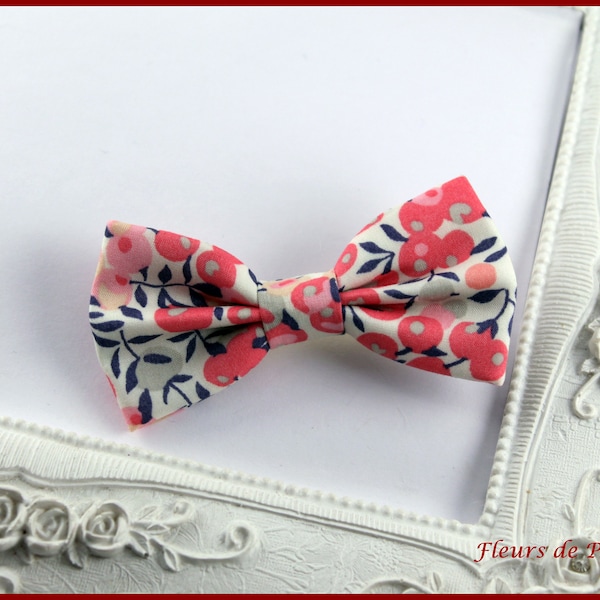 Barrette / broche Noeud Papillon tissu  Liberty Wiltshire pois de senteur