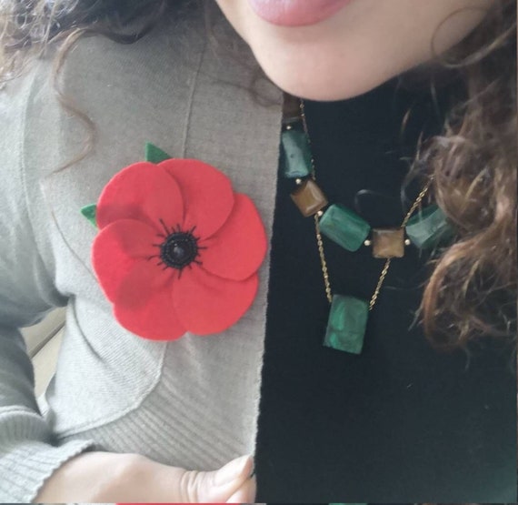 Lila online poppy jewellery