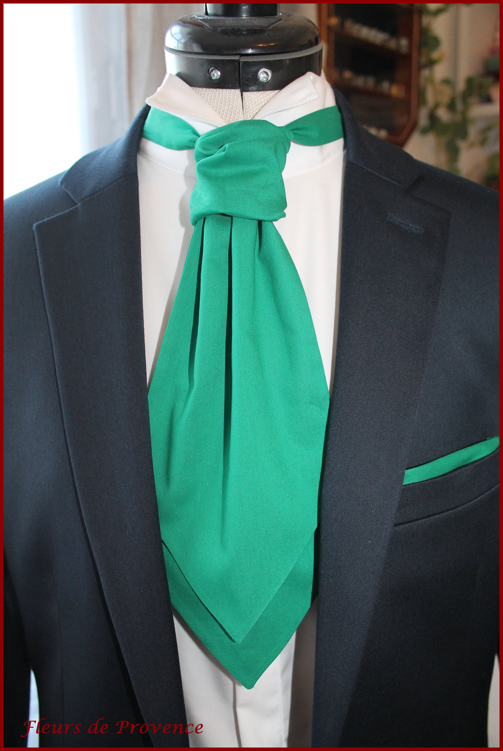 Tie Ascot lavallière / Suit Clutch / Cufflinks Plain Emerald