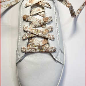 Pair of shoelaces in Liberty print autumn flowers