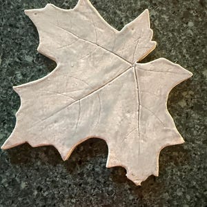 Oak Leaf Tile