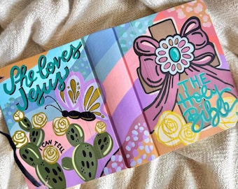 Biblia pintada: Inspirada por Ella Langley, NVI, Ella ama a Jesús, Coqueta