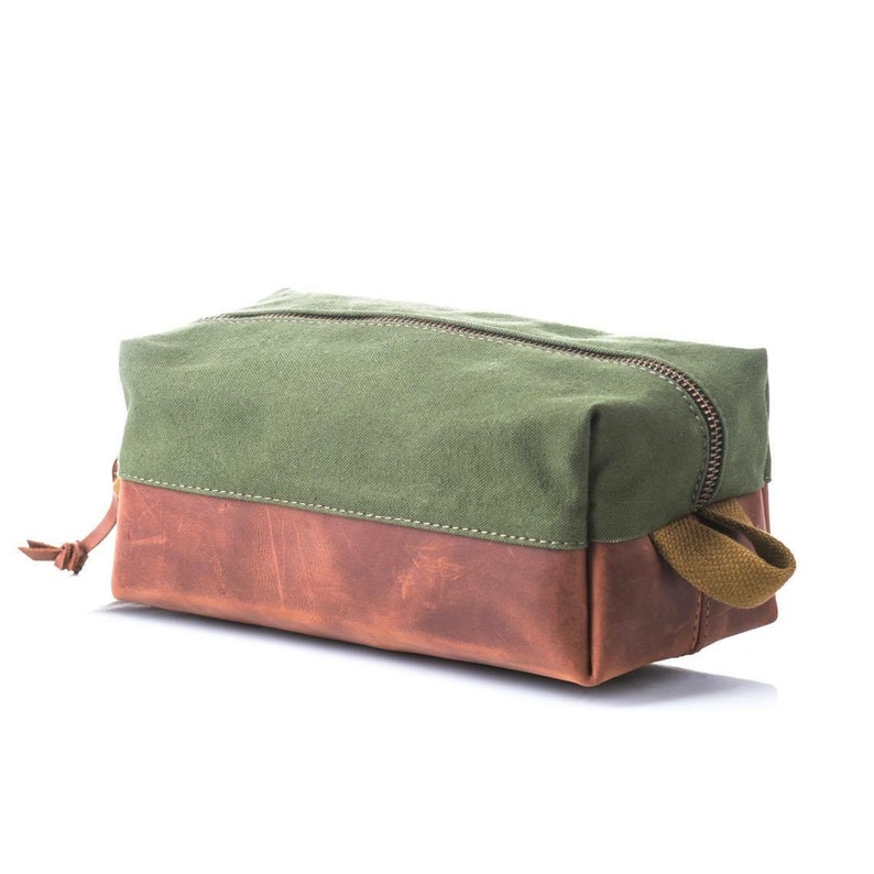 Dopp kit made of military canvas and leather Pouch Toiletry bag Vintage Dopp kit Birthday gift Groomsmen gift idea Free personalization