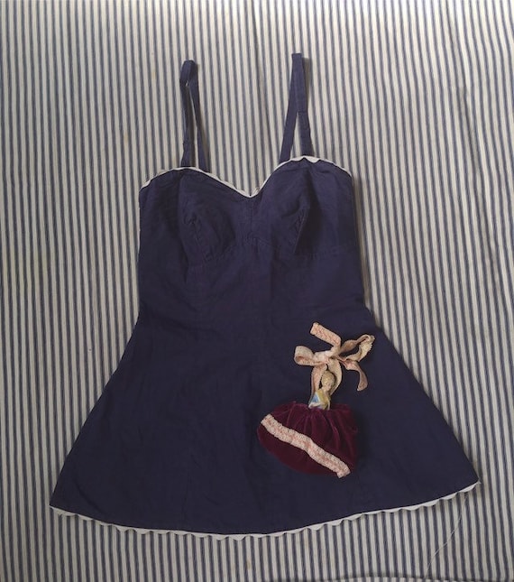 Cute Vintage 1940s/Early 1950s Bustier Navy Blue B