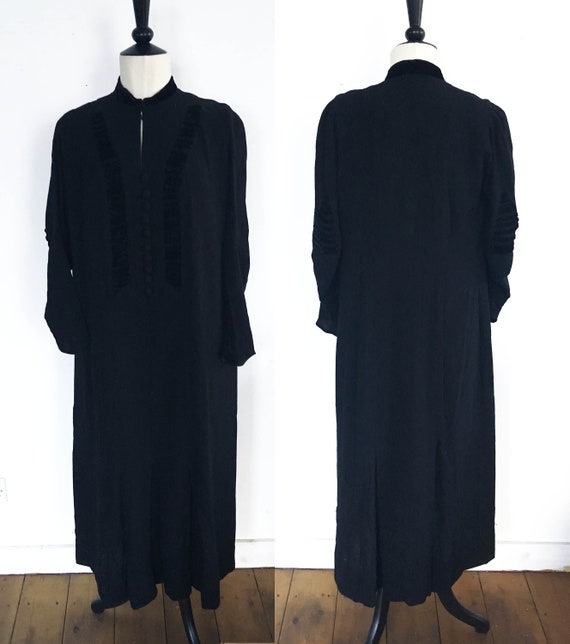 Amazing Rare Vintage Early 1930s Black Wool Crepe