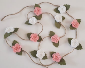 Guirnalda de rosas, guirnalda de flores de fieltro, decoración de vivero, guirnalda de flores rosas y blancas, colgante de pared floral, rosas, accesorios para sesión de fotos, boda, niña