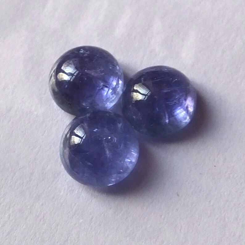 3 Pieces 8X8 MM Round Shape Natural Blue Tanzanite Cabochon Cut Calibrated Loose Gemstone Wholesale Lot For Jewellery