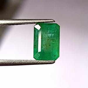 2.15 Carat Emerald Cut Zambian Emerald Loose Gemstone 5.9X8.6 MM Natural Earth Mined Stone