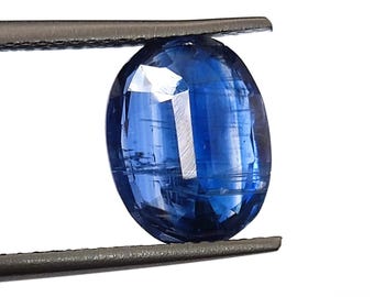 4.10 Carat Oval Blue Kyanite Gemstone: Faceted Untreated Kyanite