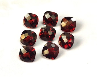 Mozambique Red Garnet: 7x7mm Square Cushion Cut Natural Gemstone