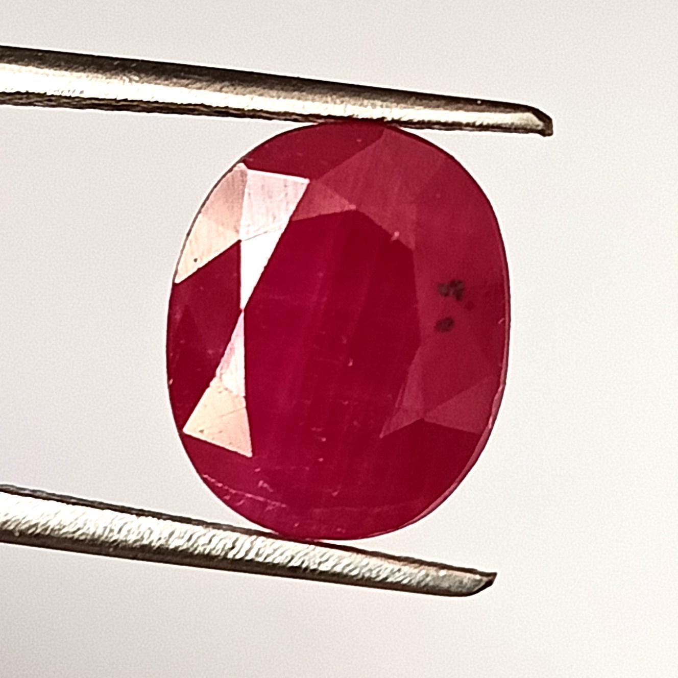 9x11mm Oval Ruby Gemstone: 5.80 Carat Natural Untreated Faceted
