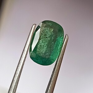 2.70 Carat Zambian Emerald Loose Gemstone: Cushion Cut, Untreated Natural Stone 7.5X10.7 MM