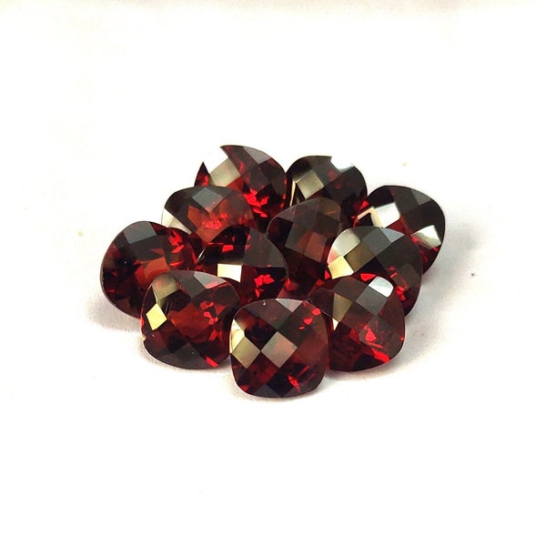 Square Cushion Cut Red Garnet 8X8 mm Checkerboard Cut Garnet Mozambique Red Garnet Natural Garnet Wholesale Red Garnet AAA Quality Garnet