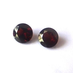 2 Pieces AAA+ 7X7 MM Round Shape Natural Faceted Mozambique Red Garnet Untreated Facet Cut Red Garnet Loose Gemstone Wholesale Lot