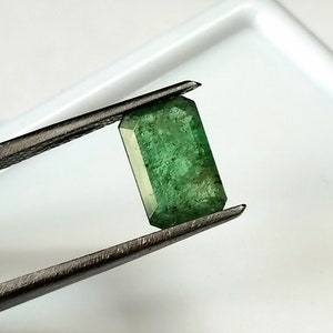 Earth Mined Natural Emerald Faceted Cut Emerald 1.35 Carat 5.5X8.5 MM Emerald Shape Emerald Zambian Mined Untreated Emerald Loose Gemstone