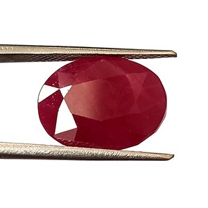 10.45 Carat Natural Ruby Oval Shape Faceted Cut Ruby Unheated Ruby 11.3X15X5.8 mm Loose Gemstone Erath Mined Ruby Untreated Ruby From Africa