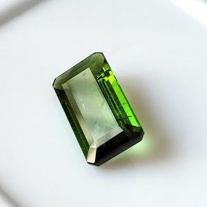 3.30 Carat Natural Untreated Green Color Faceted Tourmaline 6.9X12.8 MM Emerald Shape Loose Gemstone AAA Quality Green Tourmaline Cut Stone