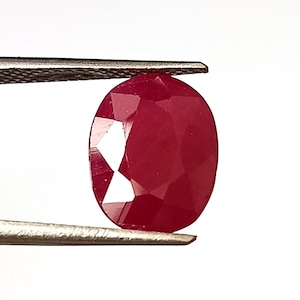6.15 Carat Oval Cut Natural Ruby: African Untreated Gemstone