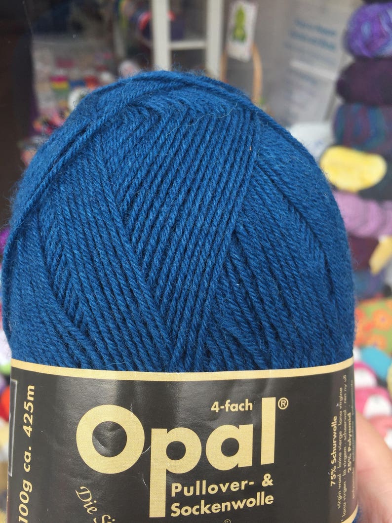 Opal /"Uni/" Solid Sock Yarn Denim + pattern 5195
