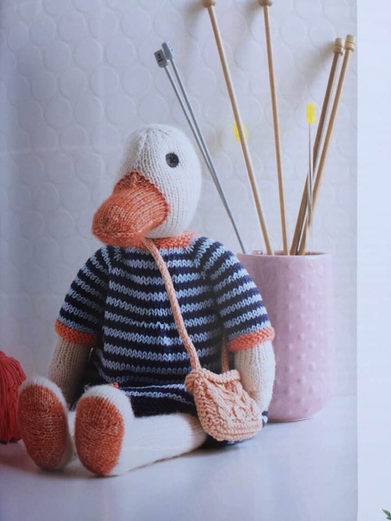 Knitted Animal Friends new book by Louise Crowther with 40 ...