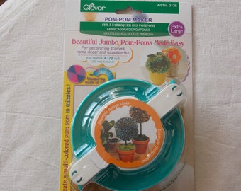 Pom pom maker XL size Clover quality product makes a lovely creative gift or stockingfiller for pom pom size 105 mm diameter 4 1/2" inch