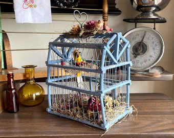 Vintage Blue Birdhouse | Birdhouse Decor