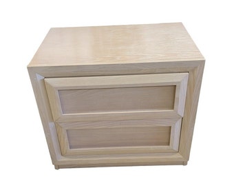 Pair Thomasville Impressions Collection Nightstands