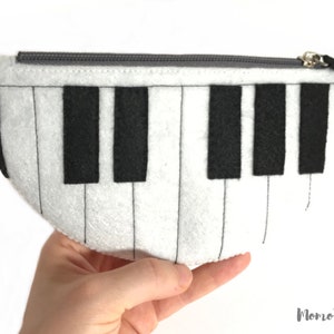 Half moon black and white felt sachet - piano keyboard