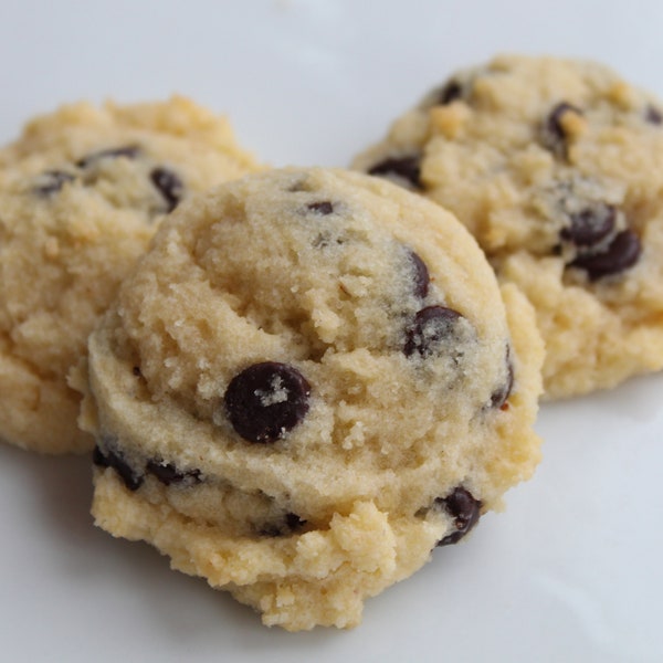 Low Carb Chocolate Chip Cookies Keto Gluten Free 2.3g Net Carbs Diabetic Friendly