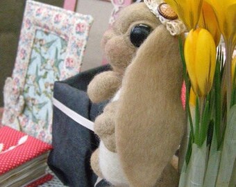 Needle Felted Brown Easter lop Eared standing Peter Bunny long ears Rabbit sculpture wool for kids gift decorations soft felt home decor