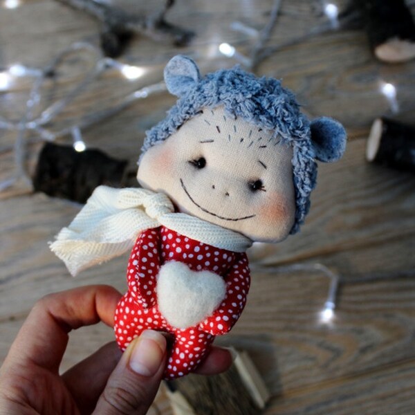 Valentines gift for her decoration ornament Woodland bear plush soft little animal toys needle Felted heart Stuffed red wool Plush