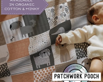 Sábana bajera ajustable para cuna con estampado de perrito en patchwork, disponible en algodón orgánico o tela minky.