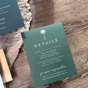 Tropical Wedding Invitation Suite: Palm, Monstera, Vellum Jacket bild 5