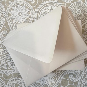 A7 Invitation Envelopes, Pack of 10 Envelopes, Envelope Pack, Premium Blank Envelopes for wedding, birthday, party, SALE, Chardonnay, Lined