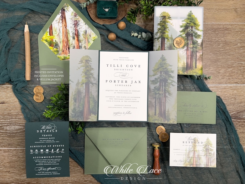 Sequoia Tree Wedding Invitation Suite: Green Forest, Vellum Jacket afbeelding 1